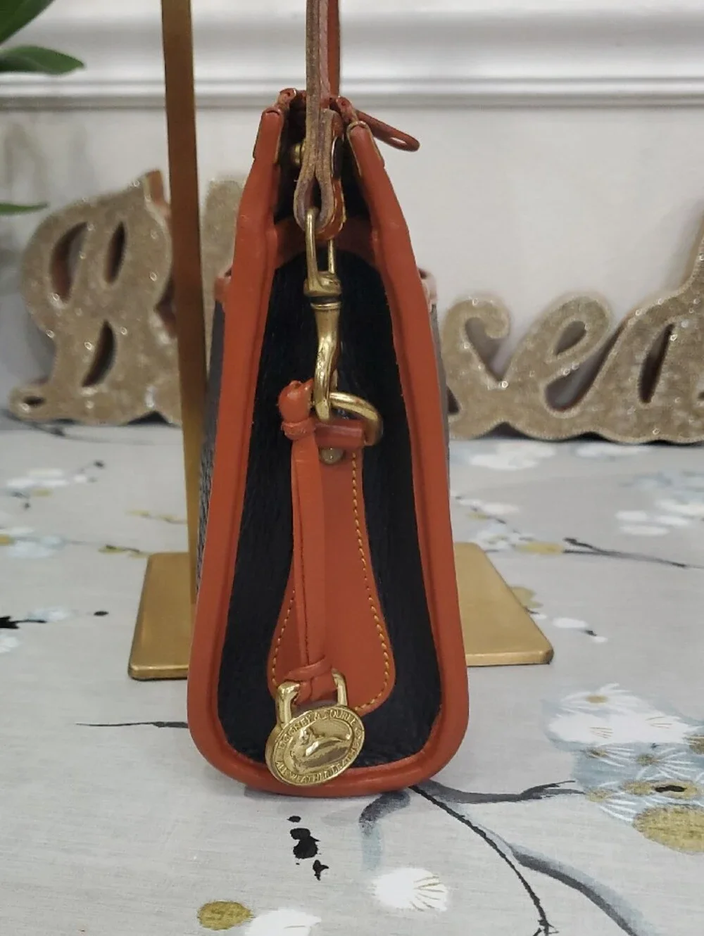 VINTAGE Dooney & Bourke All-Weather Leather Crossbody Bag